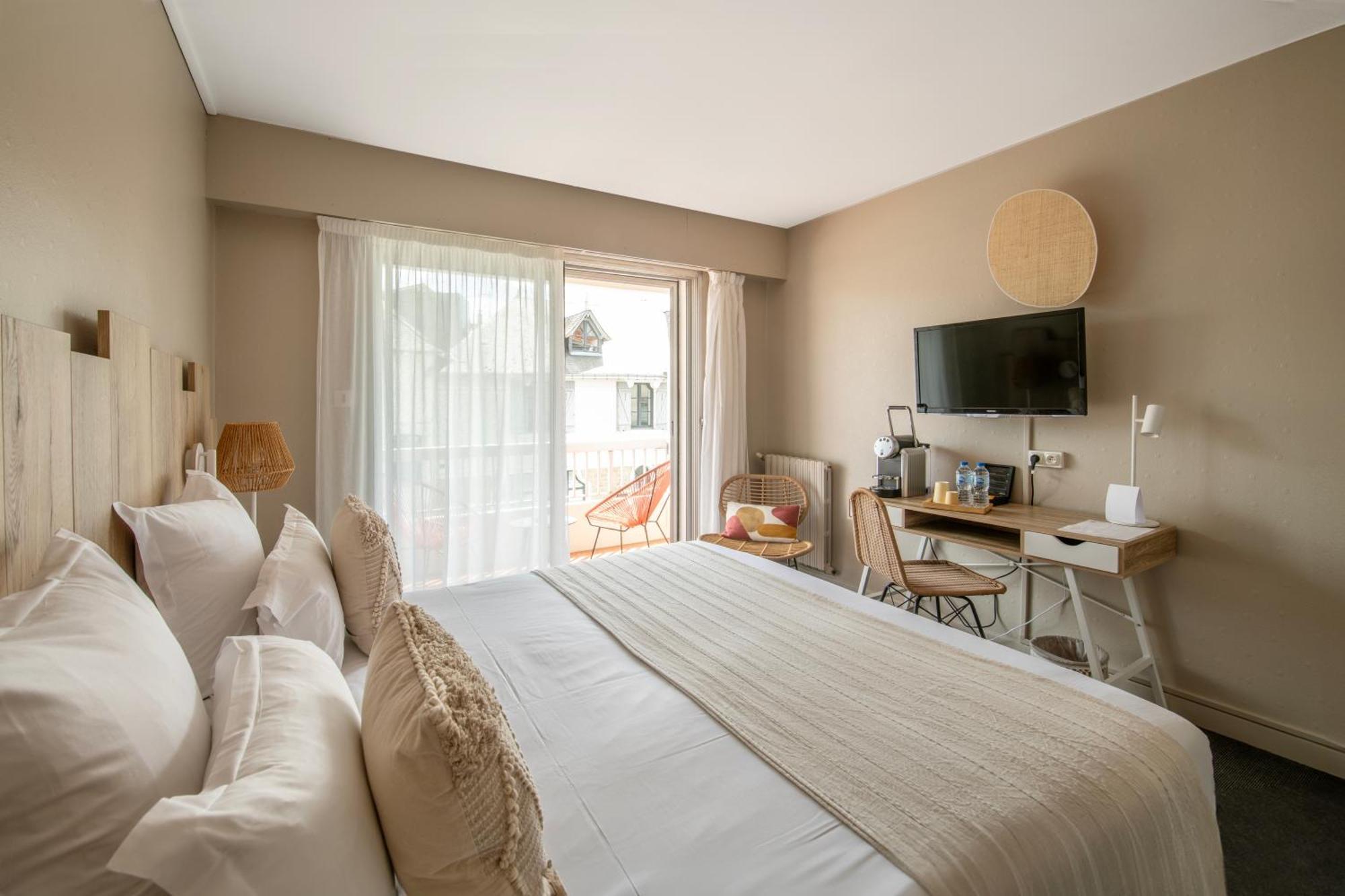 Hotel Bo & Mia La Baule-Escoublac Exteriör bild